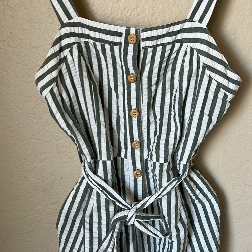 Cartonnier green and white seersucker striped shorts romper - Picture 3 of 9
